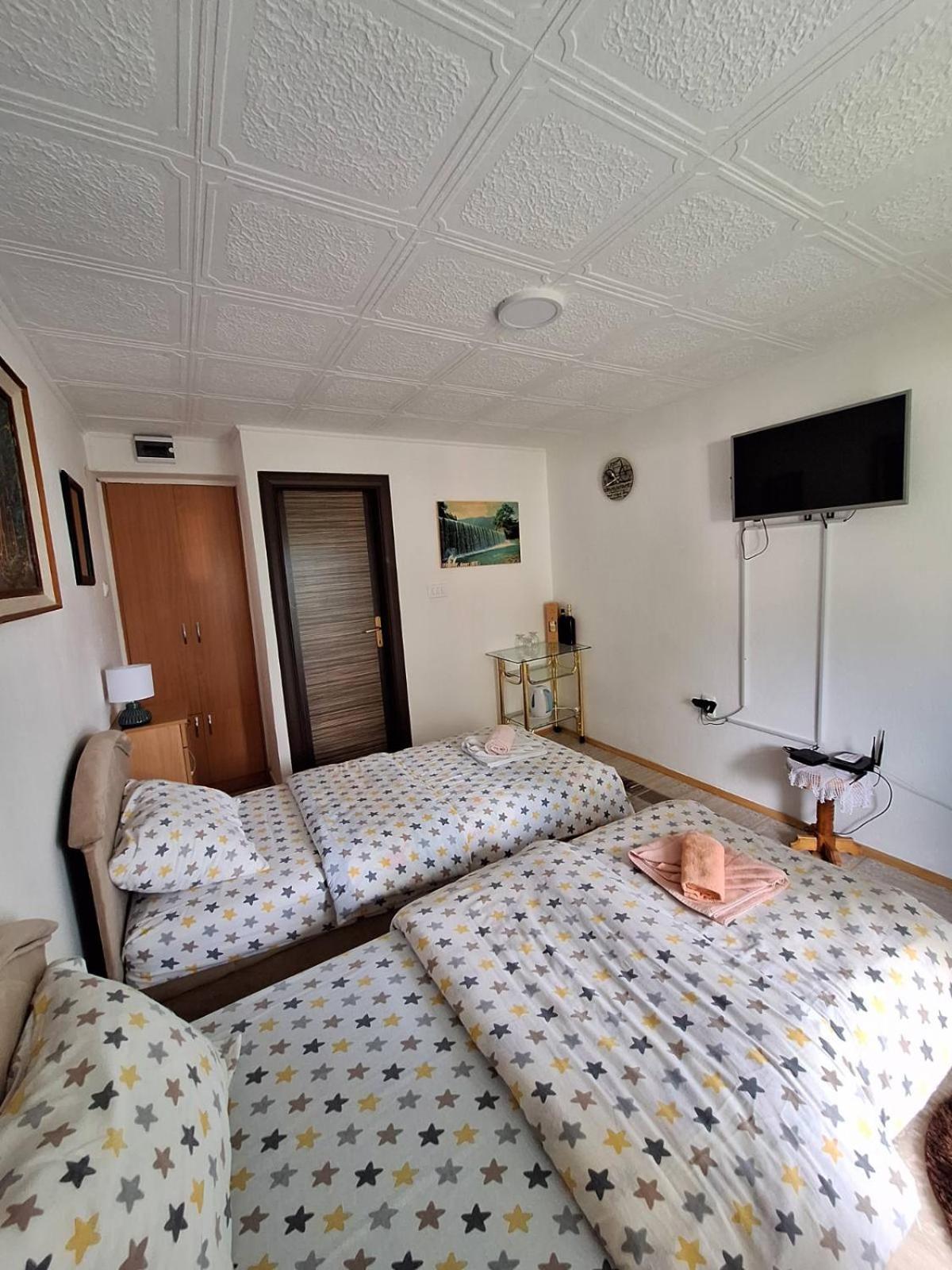 Apartment Buklija Plužine Buitenkant foto